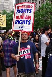Day_14_Occupy_Wall_Street_September_30_2011_Shankbone_25